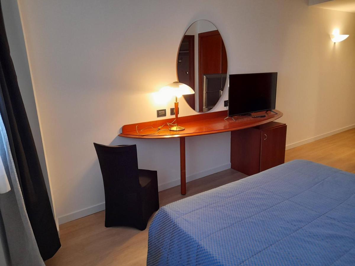 Hotel Donizetti Lallio Zewnętrze zdjęcie